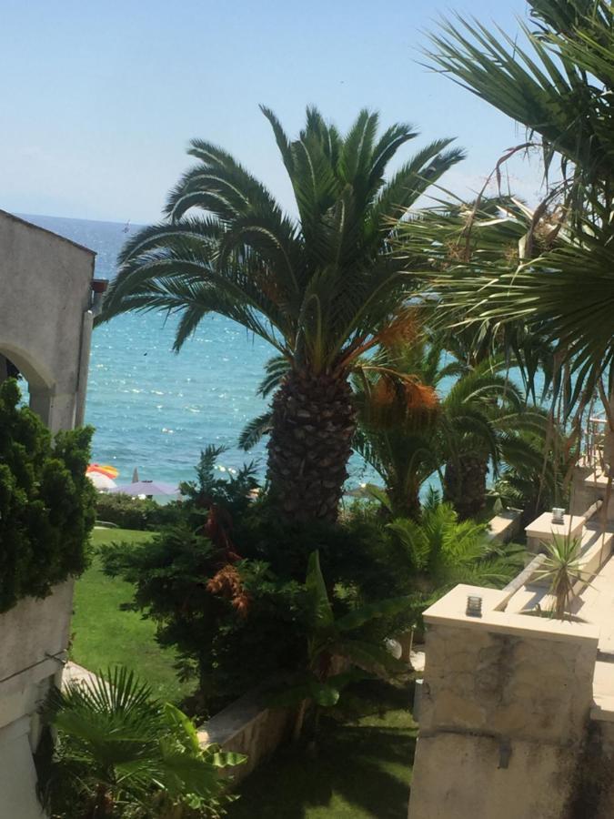 Frenki Apartment By The Sea Siviri Dış mekan fotoğraf