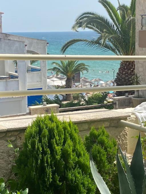 Frenki Apartment By The Sea Siviri Dış mekan fotoğraf